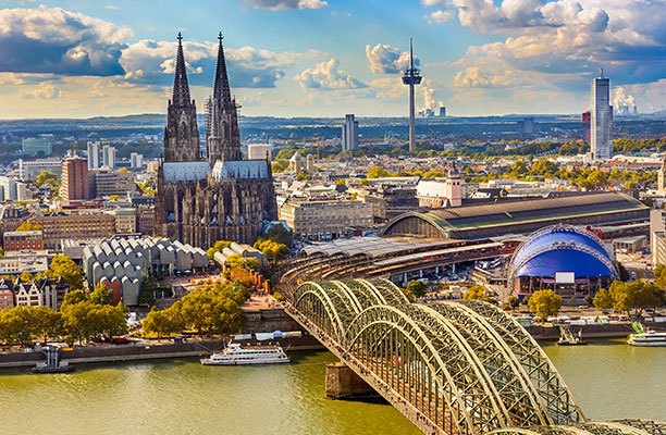 OC team sets up boutique as Andersen launches in Cologne