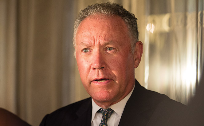 Tightening of ranks at Hogan Lovells sees PEP approach $1.4m as turnover rises 4%