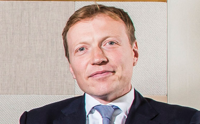 Apollo hamstrung as Freshfields helps Berry complete eleventh-hour bid for UK plastics group