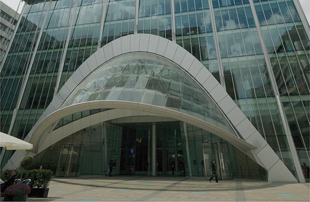 More for less: Simmons to double fee earners at low-cost base by 2019
