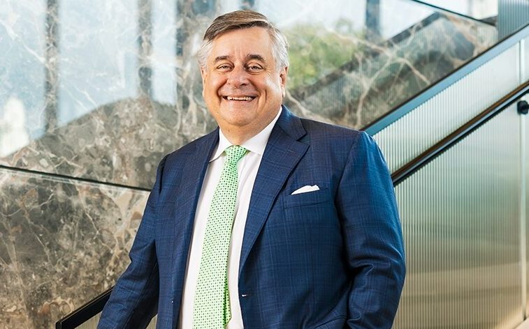 Hogan Lovells ups City NQ pay to £140,000