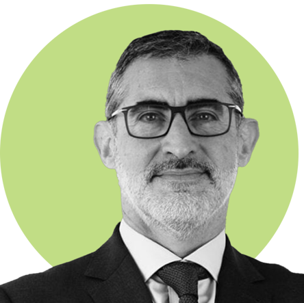 Juan Carlos Hernanz, Cuatrecasas