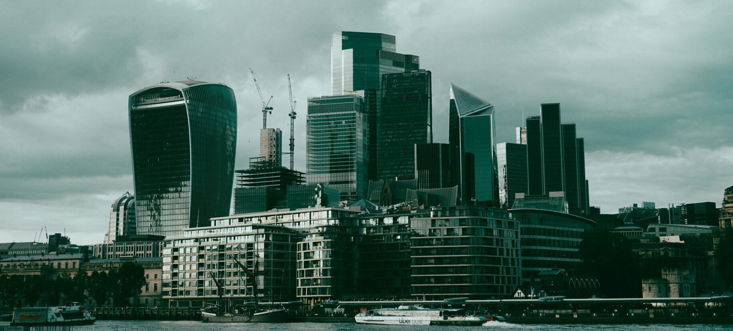 Revolving Doors: Weil continues London funds rebuild as Dechert hires in-house PE star from GIC