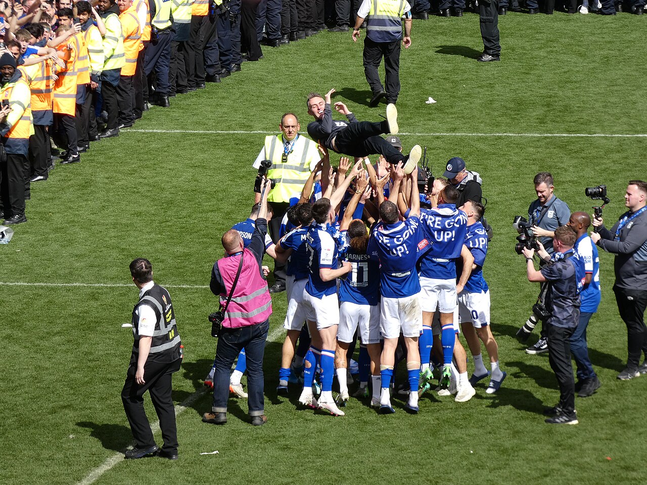 Sidley assists as law firms line up for £350m Ipswich Town FC takeover