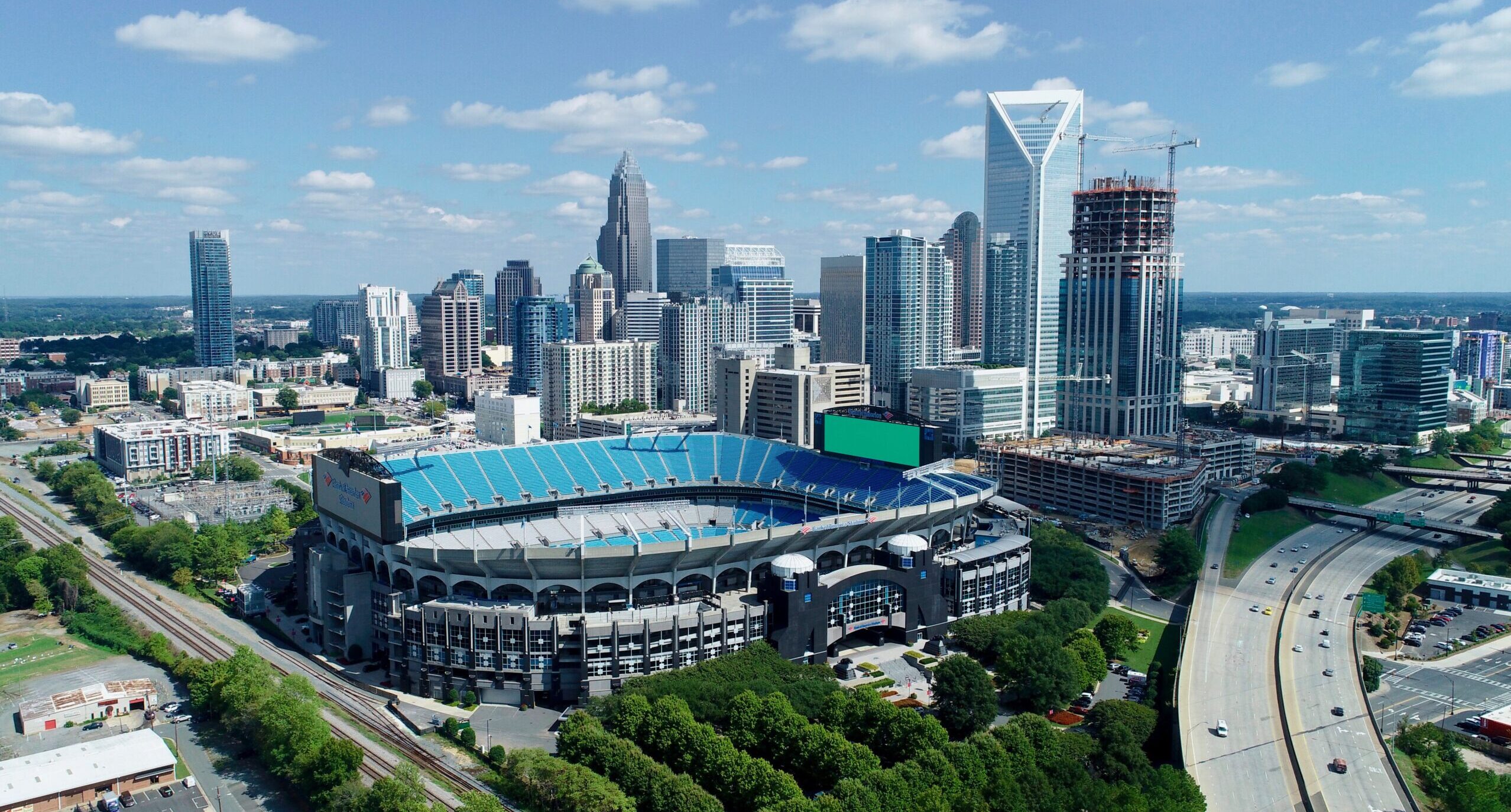 Paul Hastings becomes latest to launch in Charlotte with fund finance team from Cadwalader and Haynes Boone